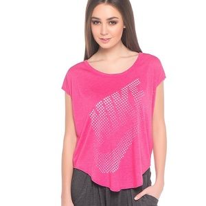 ⚡️Nike Pink Burnout T-shirt NWOT⚡️
